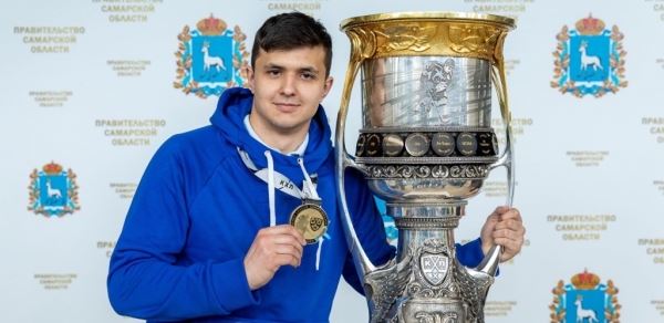 Тахир Мингачёв привёз Кубок Гагарина в Самару 